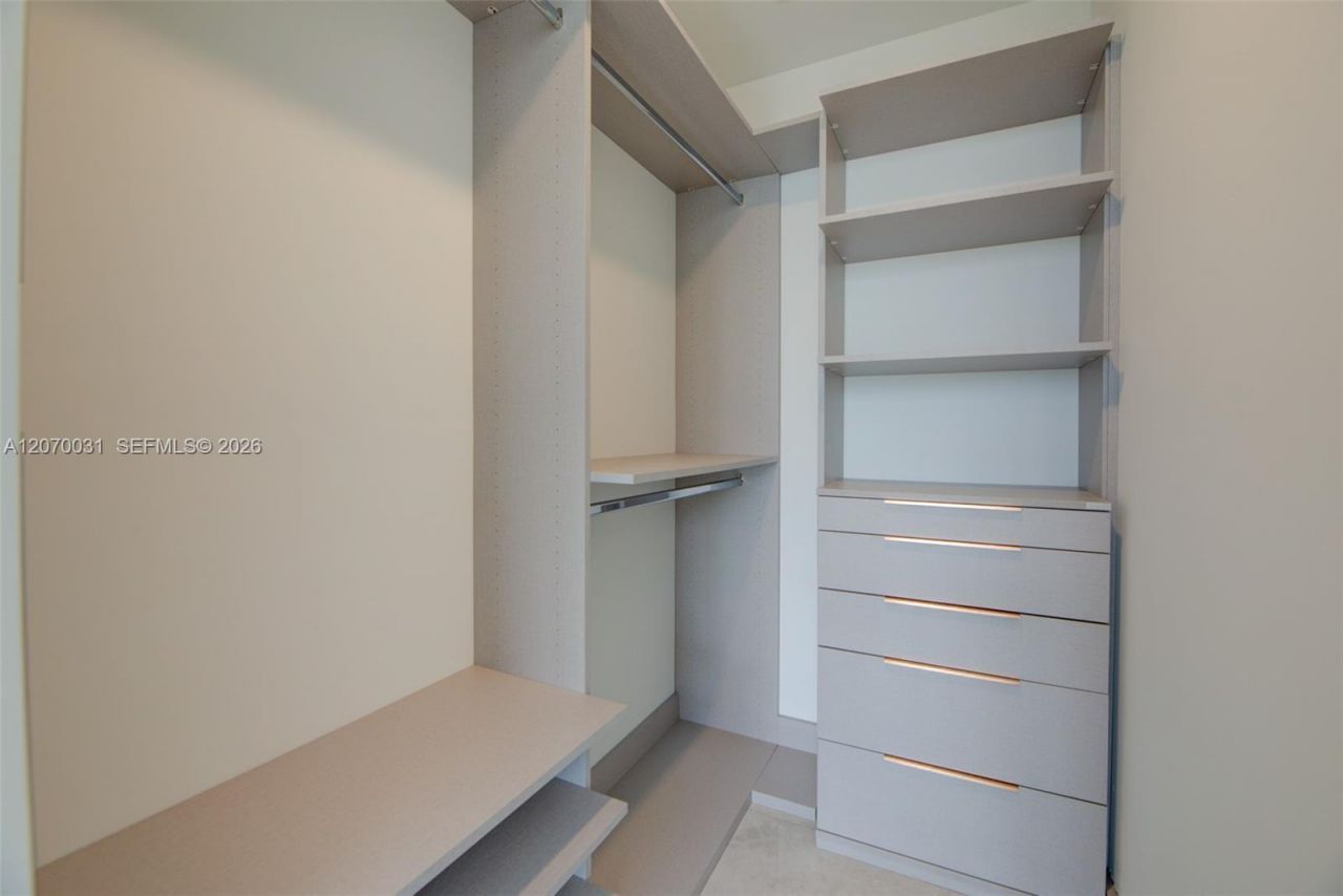 2678 Tigertail Ave, Unit 1403, Coconut Grove, FL 33133 Photo