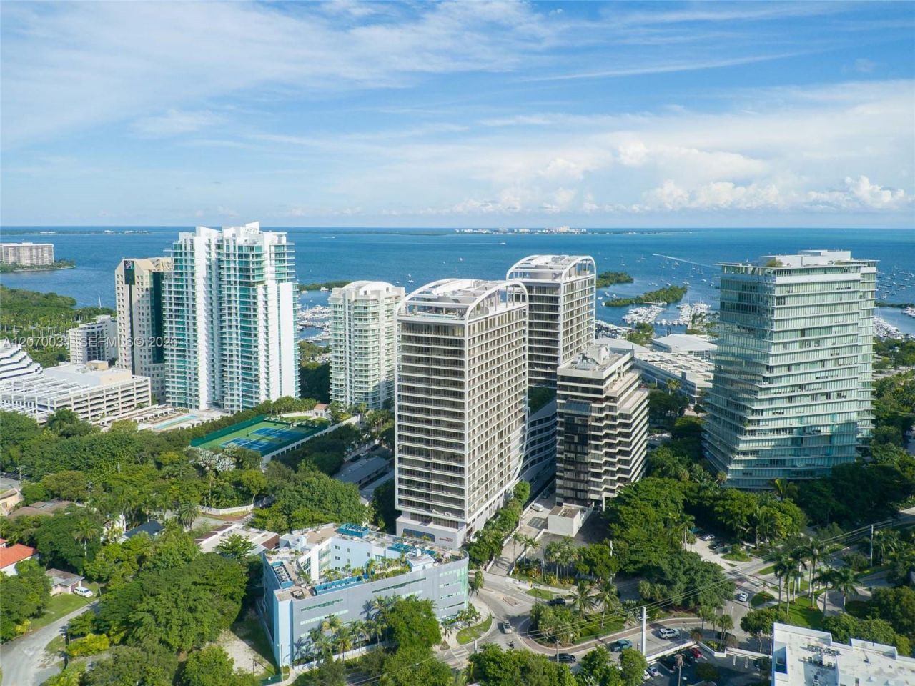 2678 Tigertail Ave, Unit 1403, Coconut Grove, FL 33133 Photo