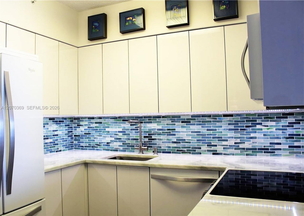 1500 Bay Rd , Unit 618S, Miami Beach, FL 33139 Photo