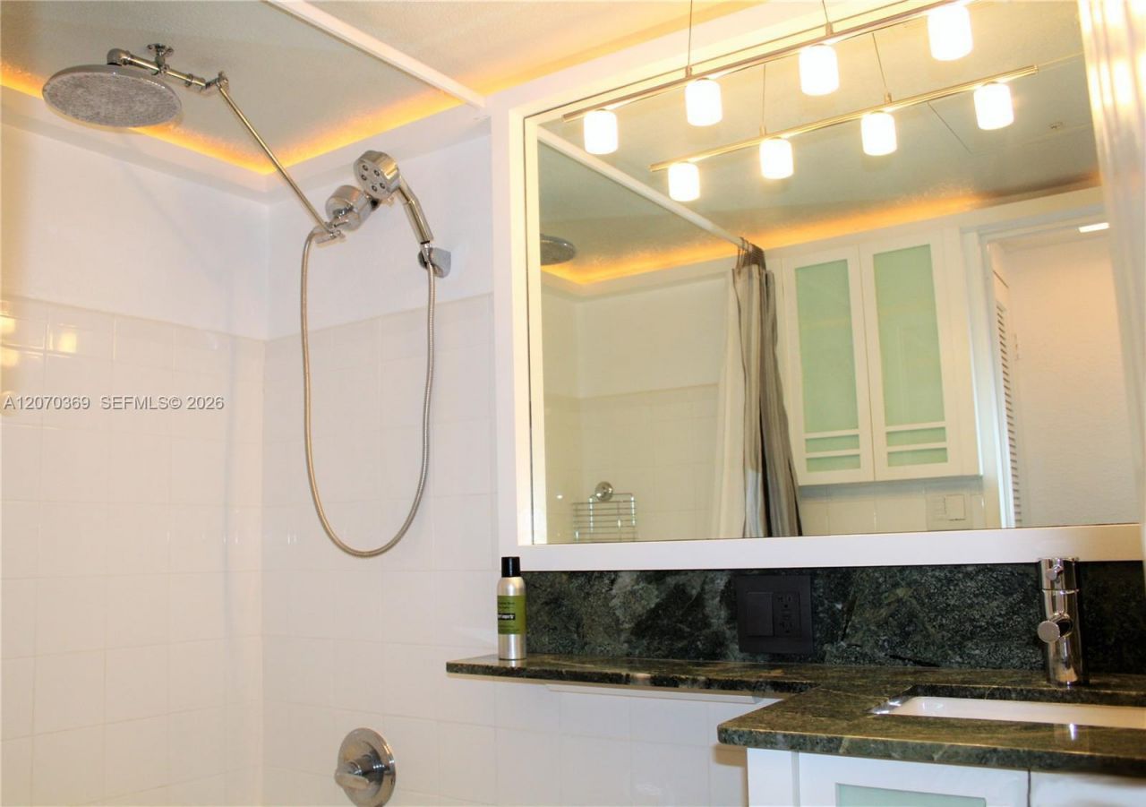 1500 Bay Rd , Unit 618S, Miami Beach, FL 33139 Photo