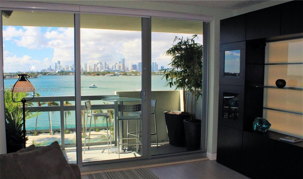 1500 Bay Rd , Unit 618S, Miami Beach, FL 33139 Photo