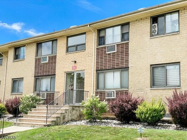 401 Highway22B41U8, North Plainfield, NJ 07060