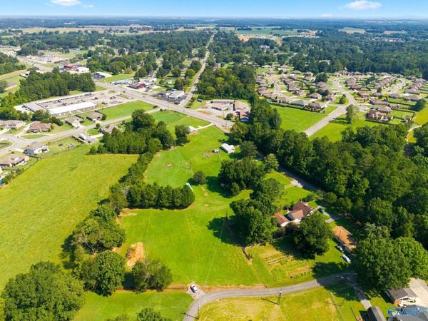 58 Old Somerville Road, Decatur, AL 35603