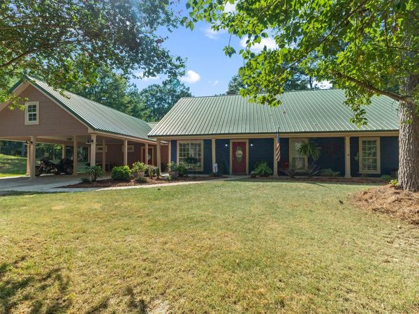 1265 Elks Lake Rd., Hattiesburg, MS 39401