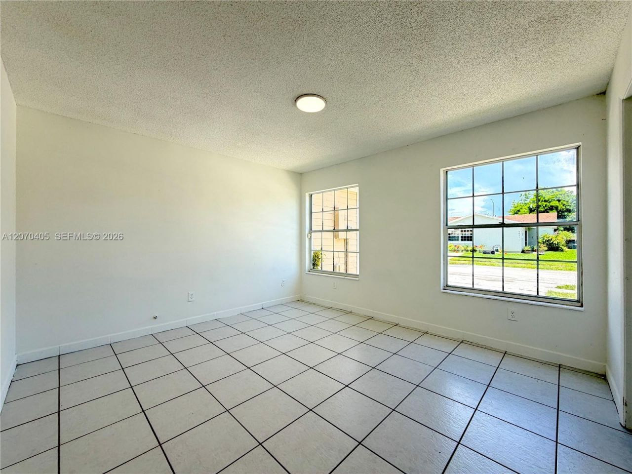 9850 W Heather Ln , Miramar, FL 33025 Photo