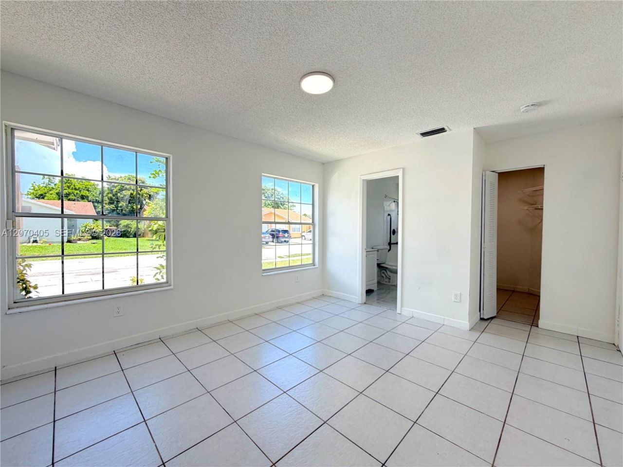 9850 W Heather Ln , Miramar, FL 33025 Photo