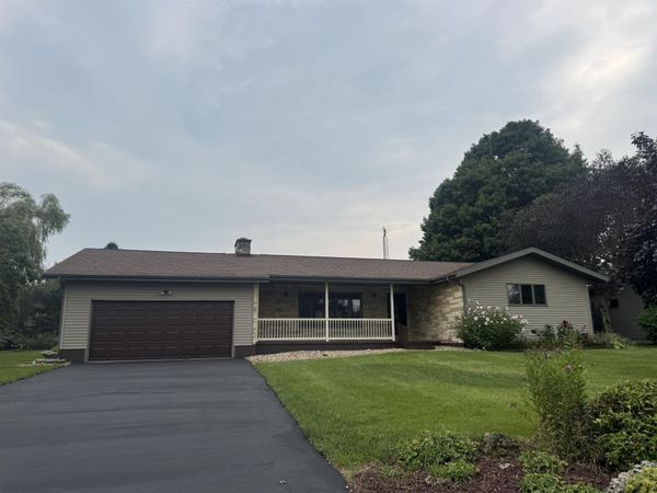 119 Grand Street, Highland, WI 53543
