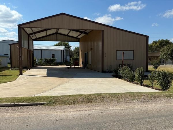 139 Yellowstone Drive , Whitney, TX 76692