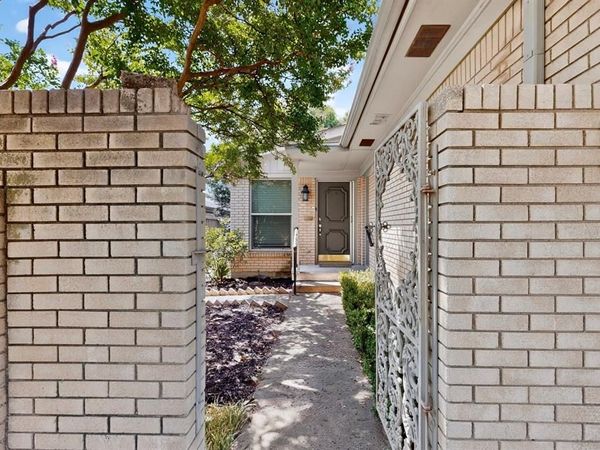 3517 Northwest Parkway, University Park, TX 75225