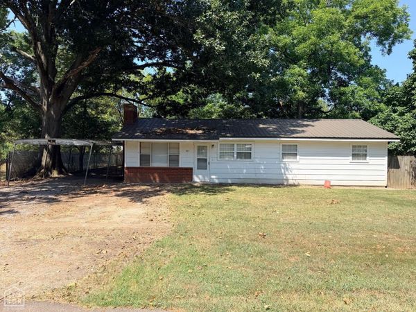 303 Choate Street, Tuckerman, AR 72473