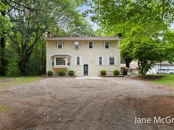 13727 Cleveland Street, Nunica, MI 49448