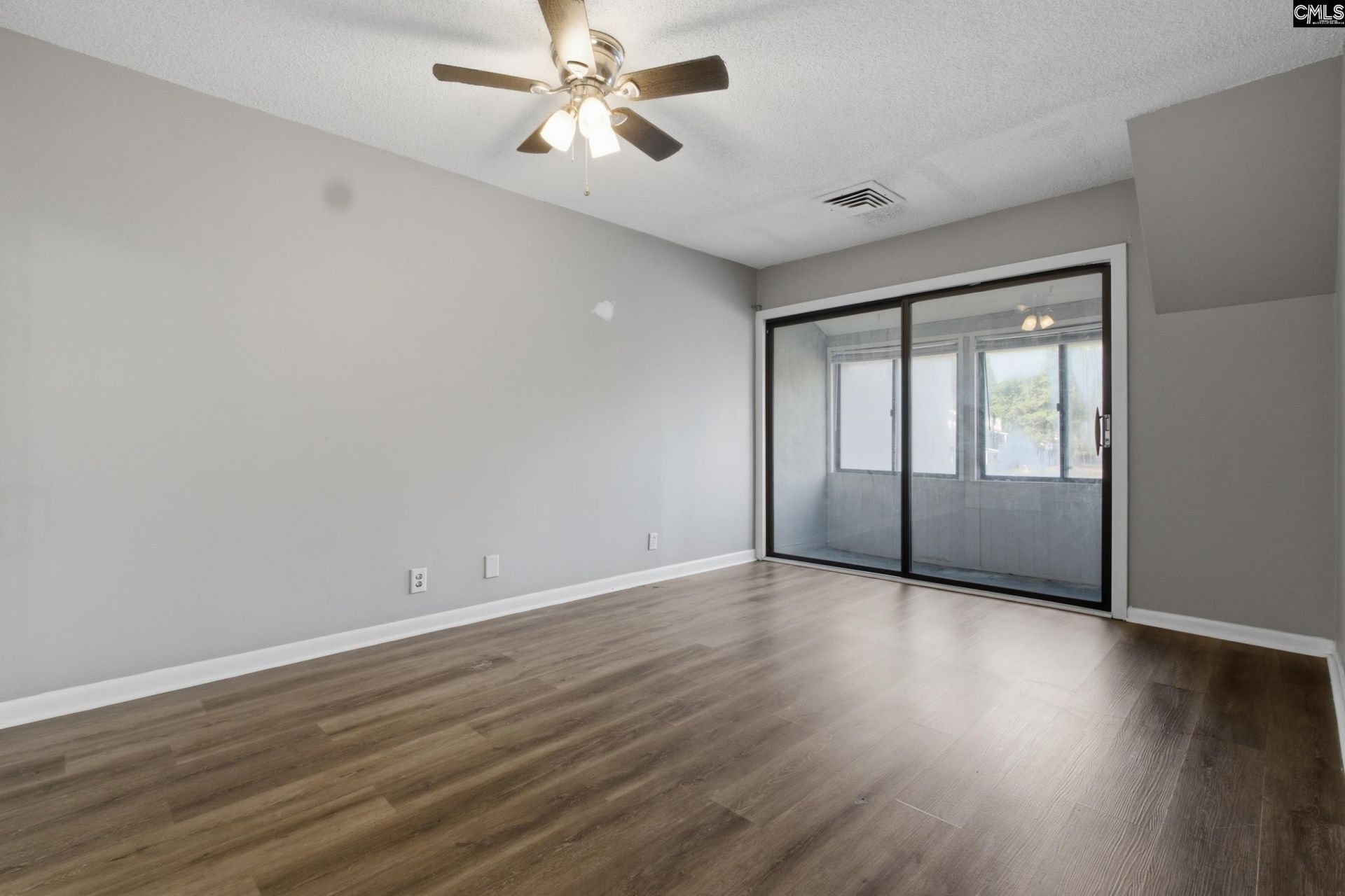 22 Royalgate Drive Photo 11