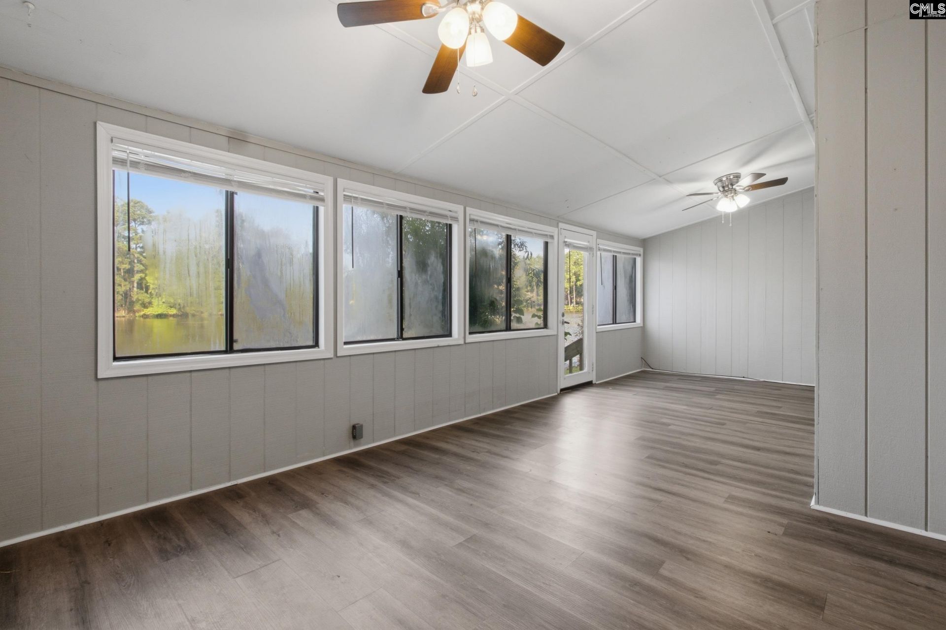 22 Royalgate Drive Photo 15