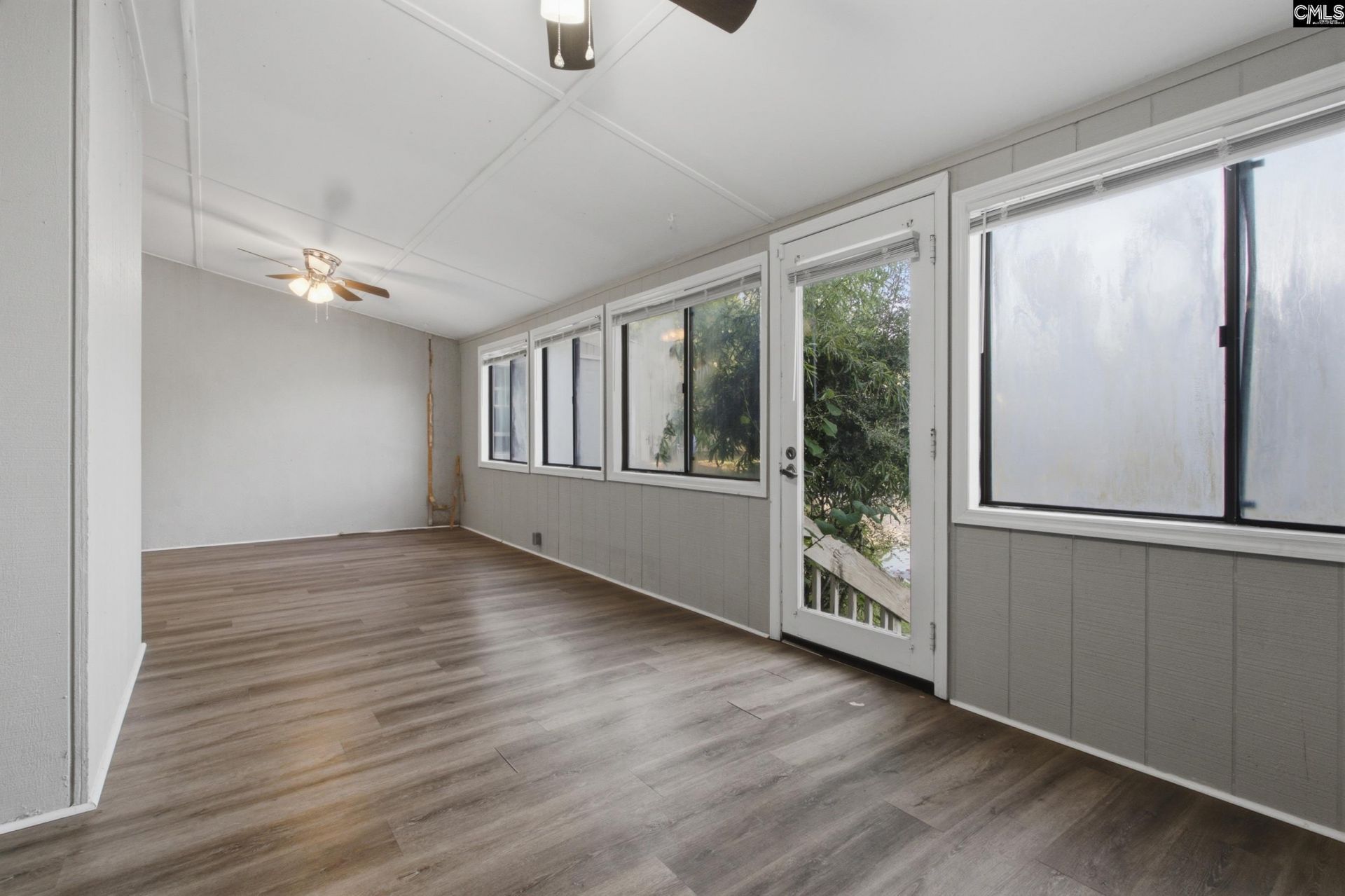 22 Royalgate Drive Photo 9
