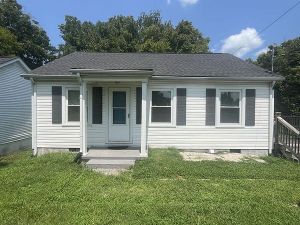174 E Schell St , Gallatin, TN 37066