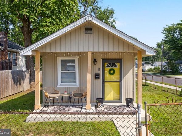 325 W EVERGREEN AVENUE, SOMERDALE, NJ 08083