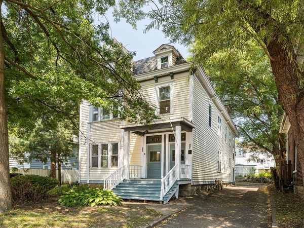 891 Hudson Road, Saint Paul, MN 55106
