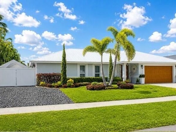 1201 SW 25TH Avenue, Boynton Beach, FL 33426
