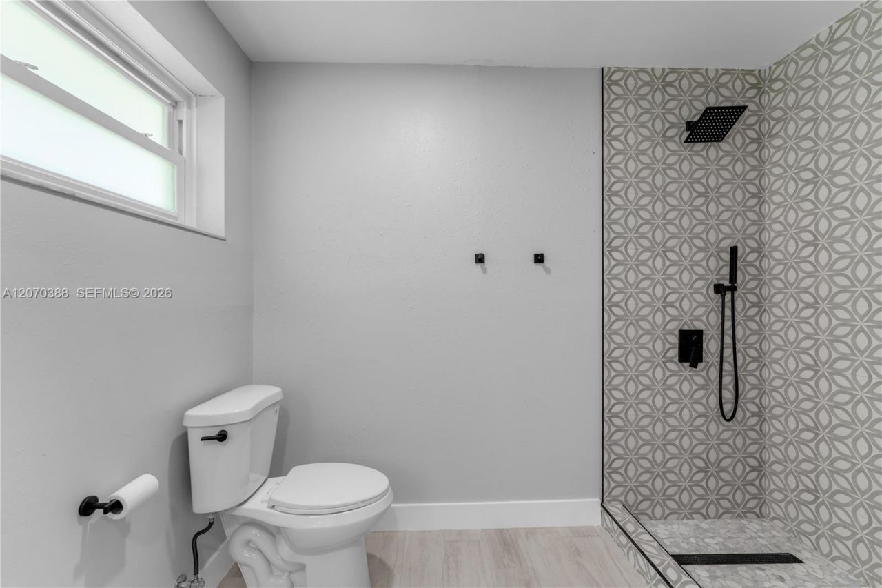 425 NW 17th St , Homestead, FL 33030 Photo