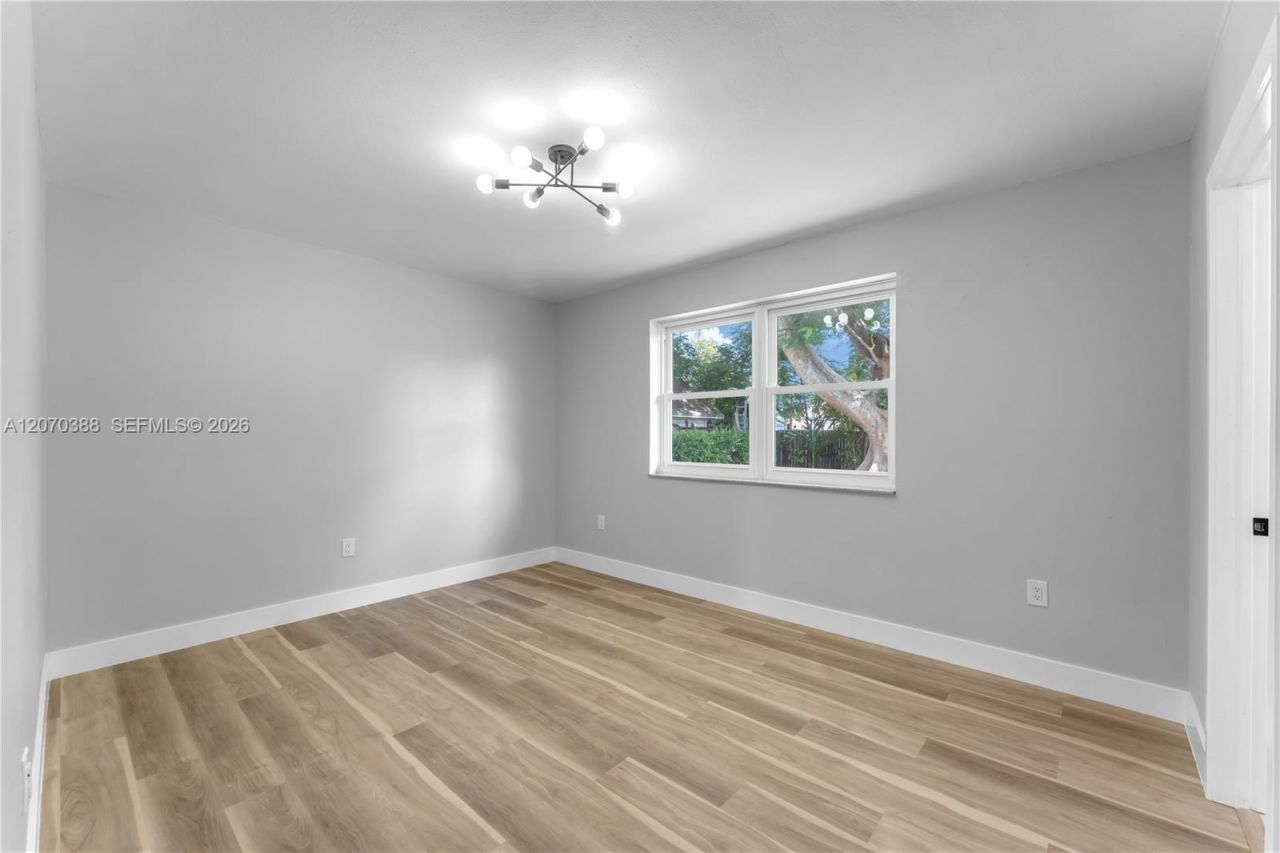 425 NW 17th St , Homestead, FL 33030 Photo