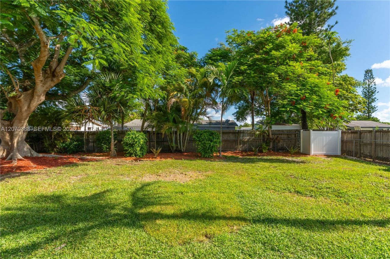 425 NW 17th St , Homestead, FL 33030 Photo