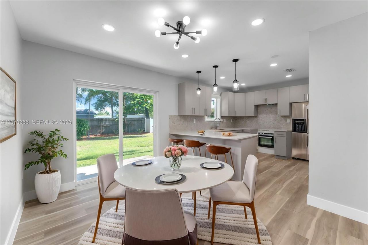 425 NW 17th St , Homestead, FL 33030 Photo