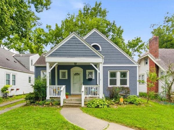 425 E 70th Street, Kansas City, MO 64131