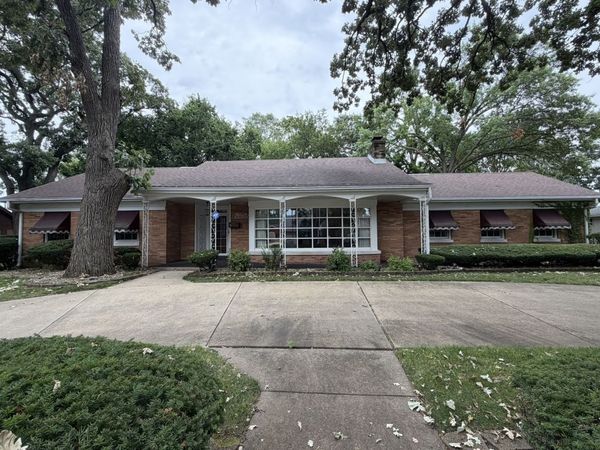 9615 Parkside Avenue, Oak Lawn, IL 60453