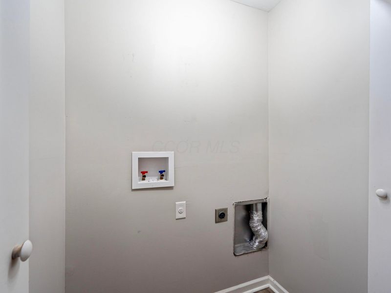 293 W Park Avenue, Columbus, OH 43223 Photo 30
