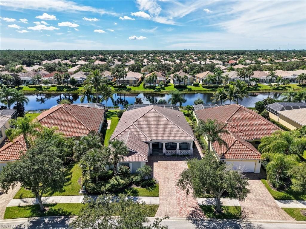 7658 Sicilia Ct, Naples, FL 34114 Photo