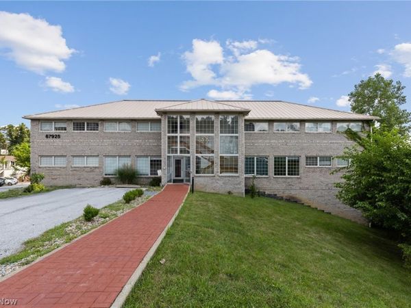 67925 Bayberry Drive, St Clairsville, OH 43950