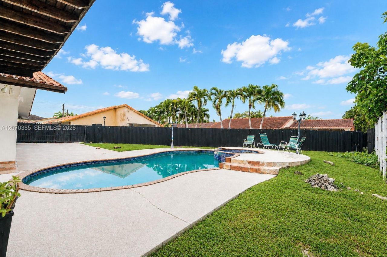 12231 SW 1st St, Miami, FL 33184 Photo