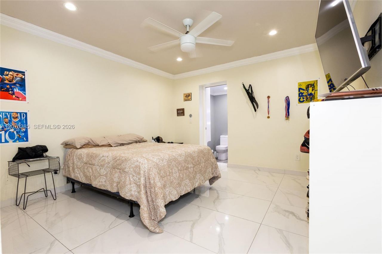 12231 SW 1st St, Miami, FL 33184 Photo