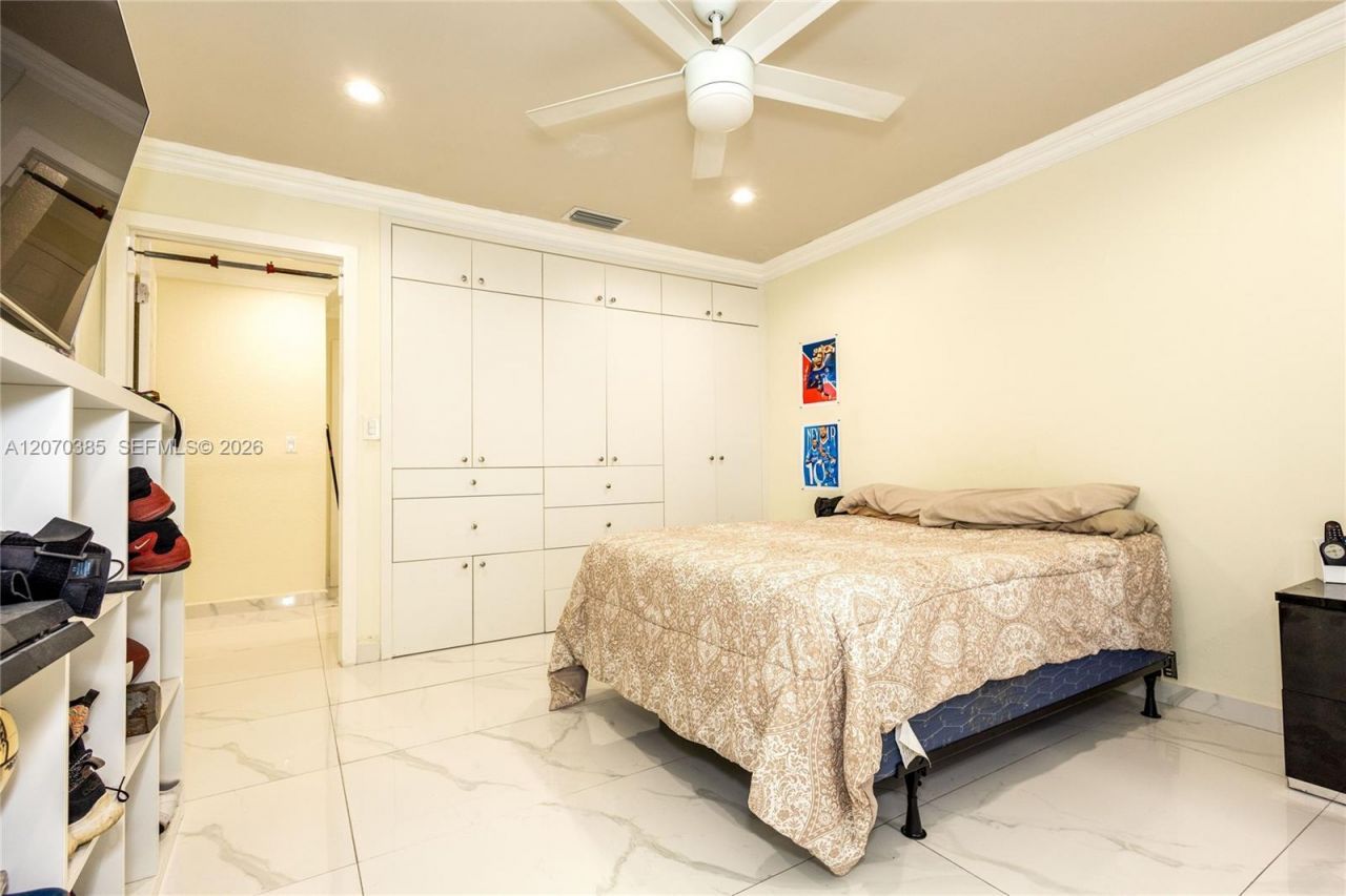 12231 SW 1st St, Miami, FL 33184 Photo