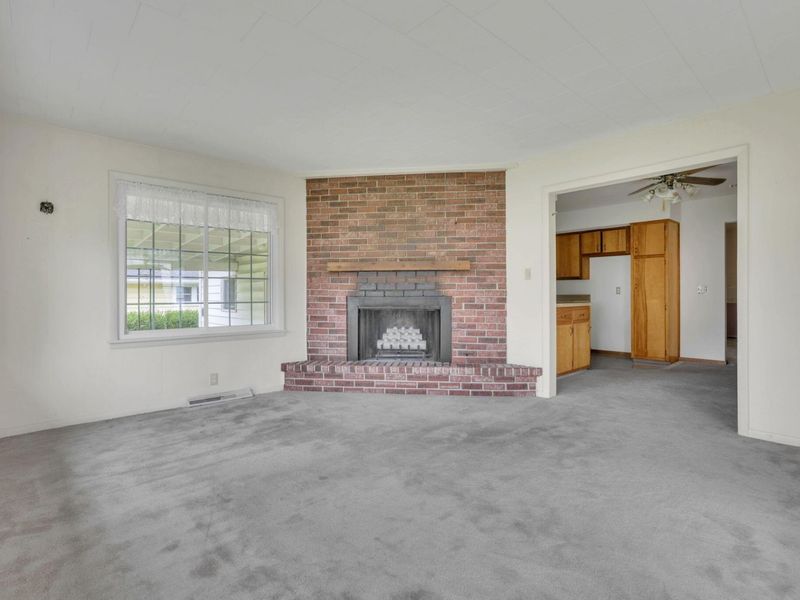 817 Amherst Drive, Urbana, OH 43078 Photo 14