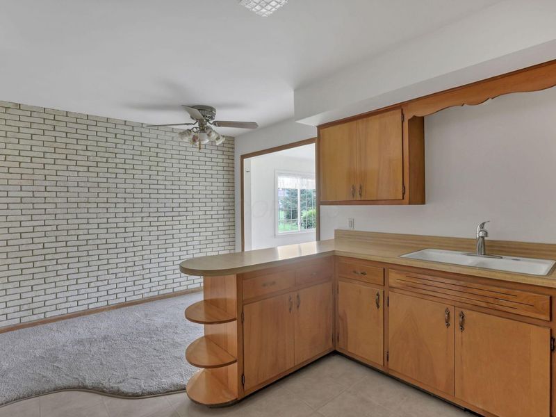 817 Amherst Drive, Urbana, OH 43078 Photo 7