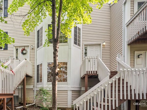 343 W Treehouse Lane , Round Lake, IL 60073