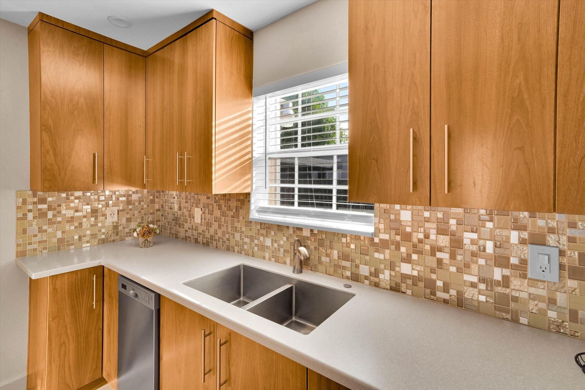 1670 NW 121st Street, North Miami, FL 33167 Photo