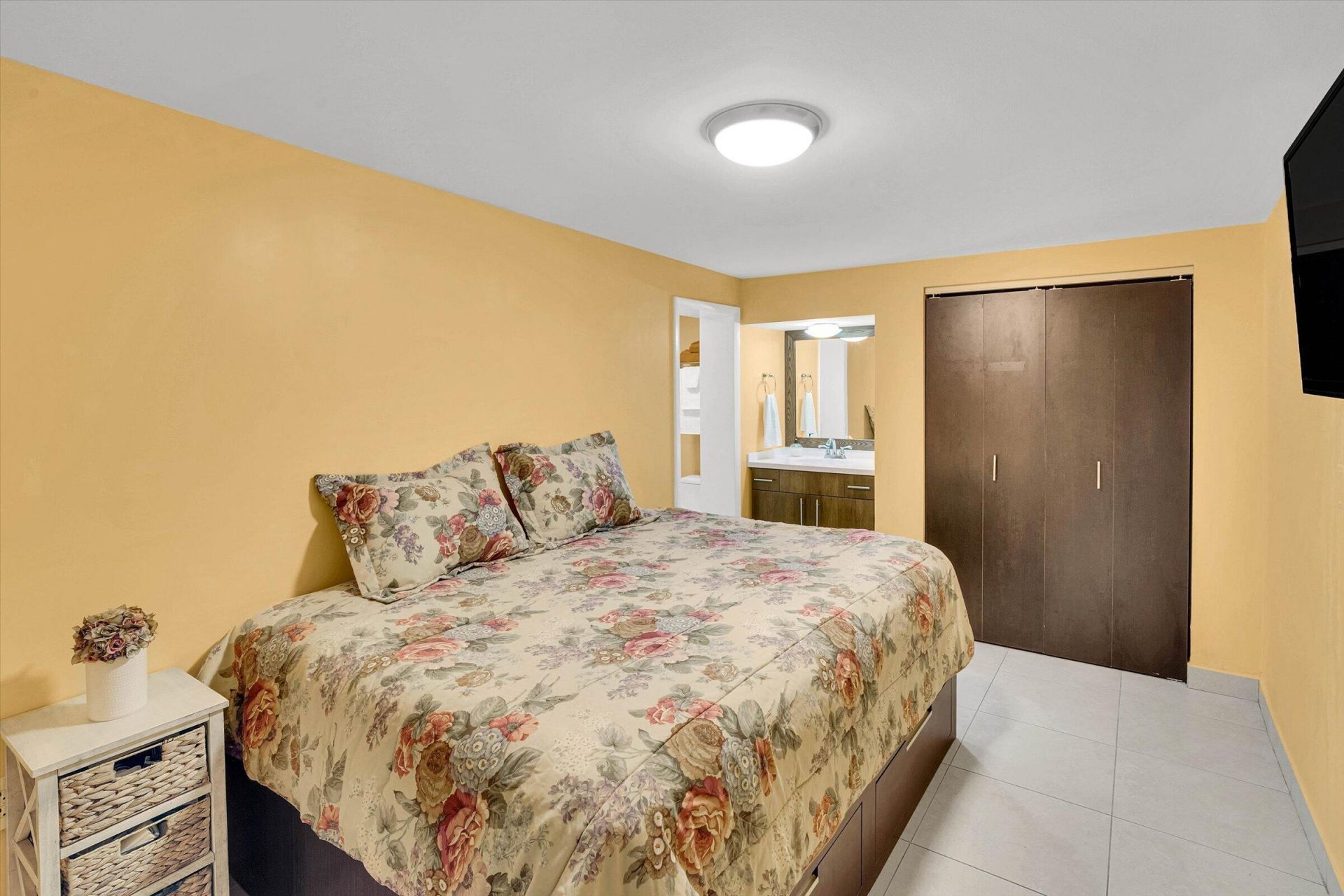 1670 NW 121st Street, North Miami, FL 33167 Photo