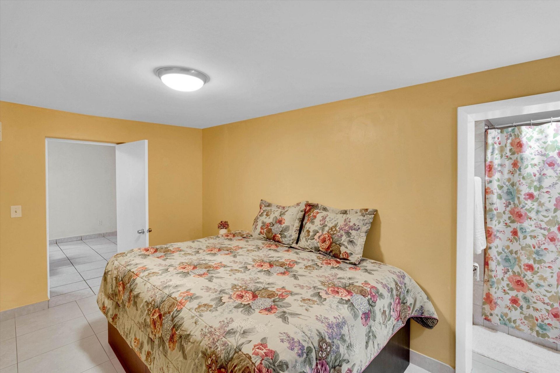 1670 NW 121st Street, North Miami, FL 33167 Photo