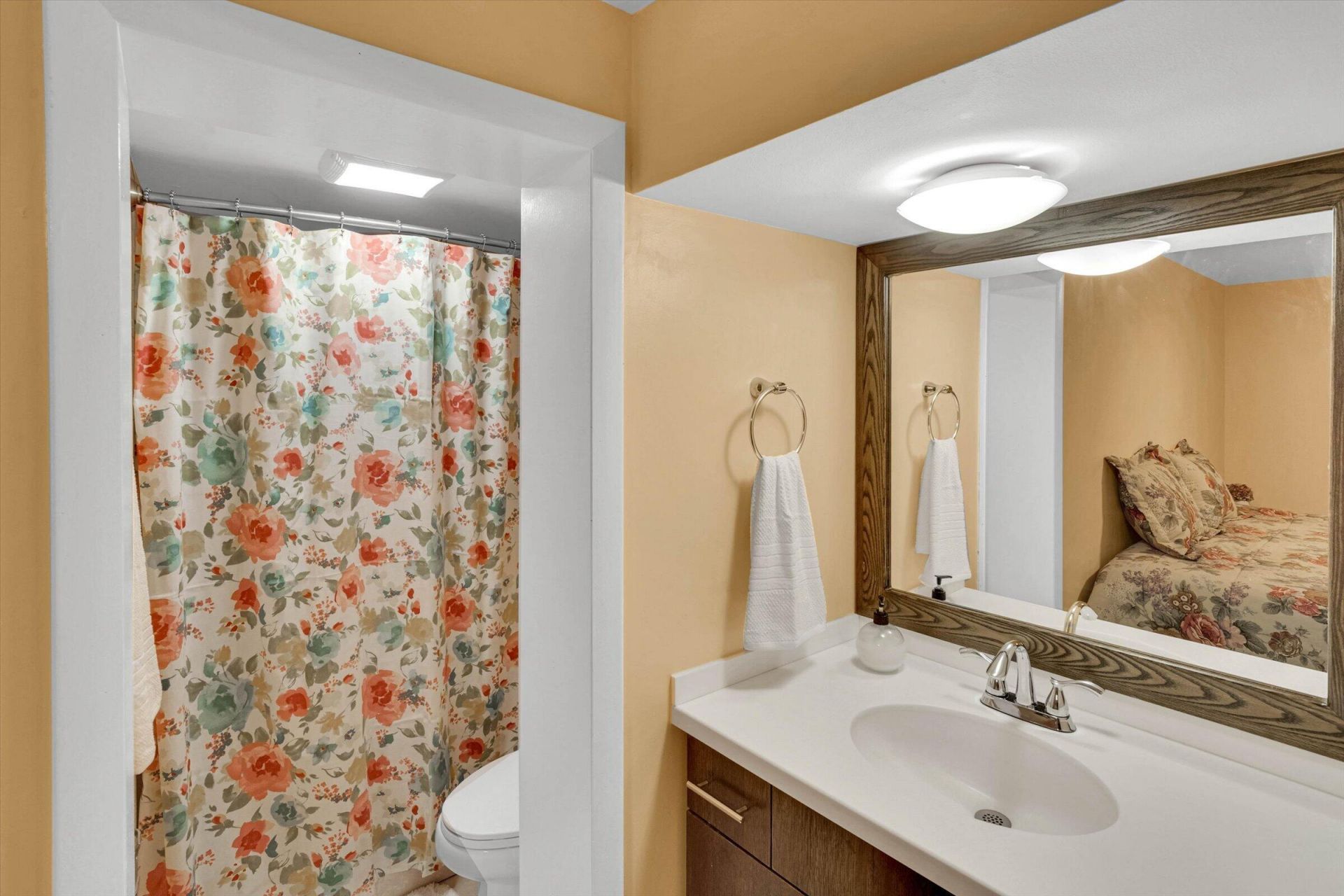1670 NW 121st Street, North Miami, FL 33167 Photo