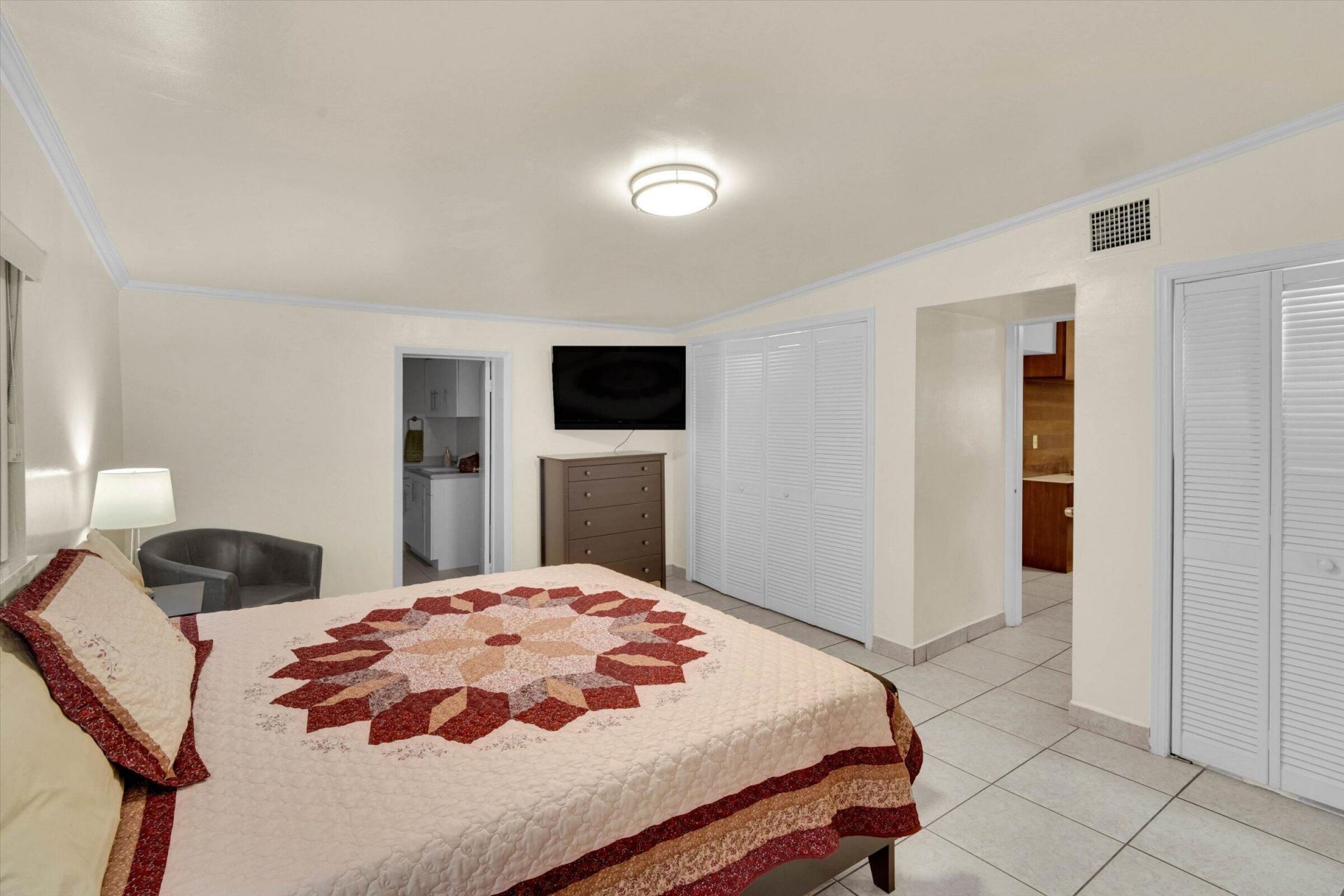 1670 NW 121st Street, North Miami, FL 33167 Photo