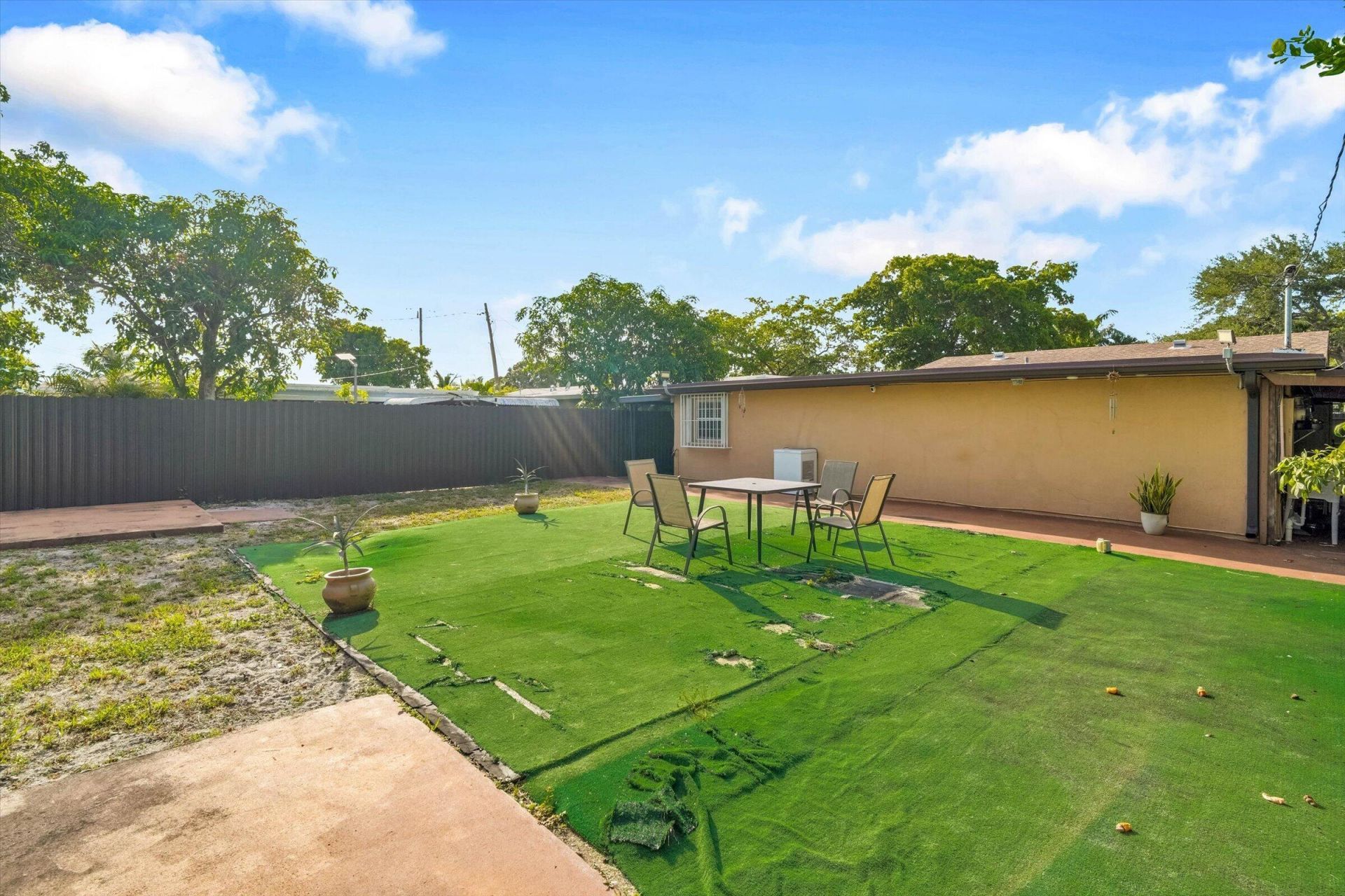 1670 NW 121st Street, North Miami, FL 33167 Photo