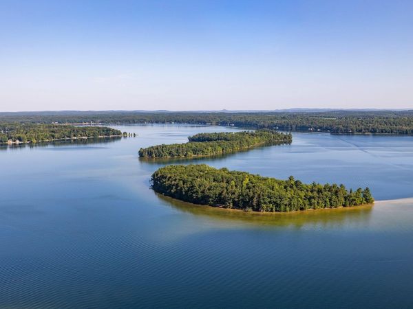 9321 Long Lake Road N, Traverse City, MI 49684