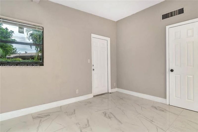 486 W Evanston Cir, Fort Lauderdale, FL 33312 Photo