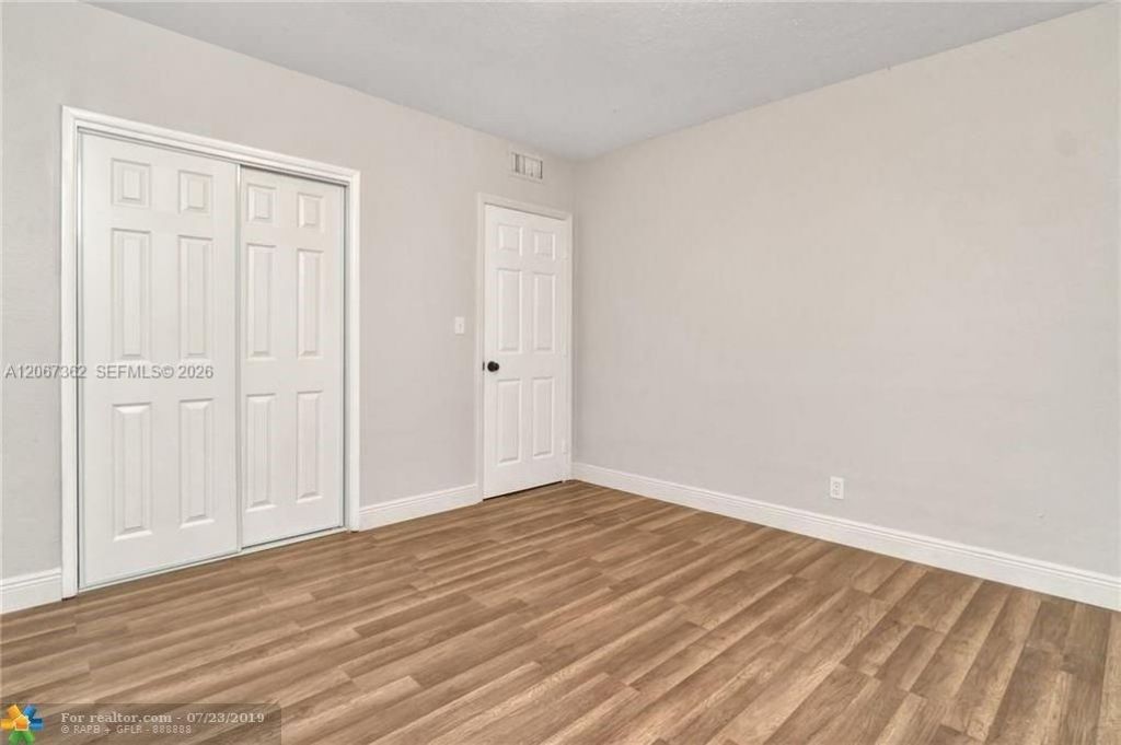 486 W Evanston Cir, Fort Lauderdale, FL 33312 Photo