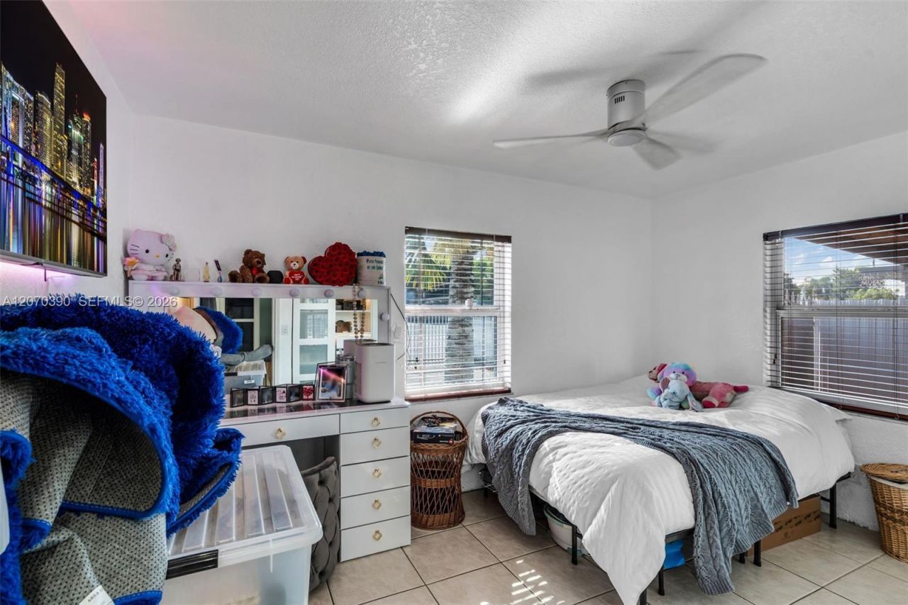 820 E 10th Ave, Hialeah, FL 33010 Photo