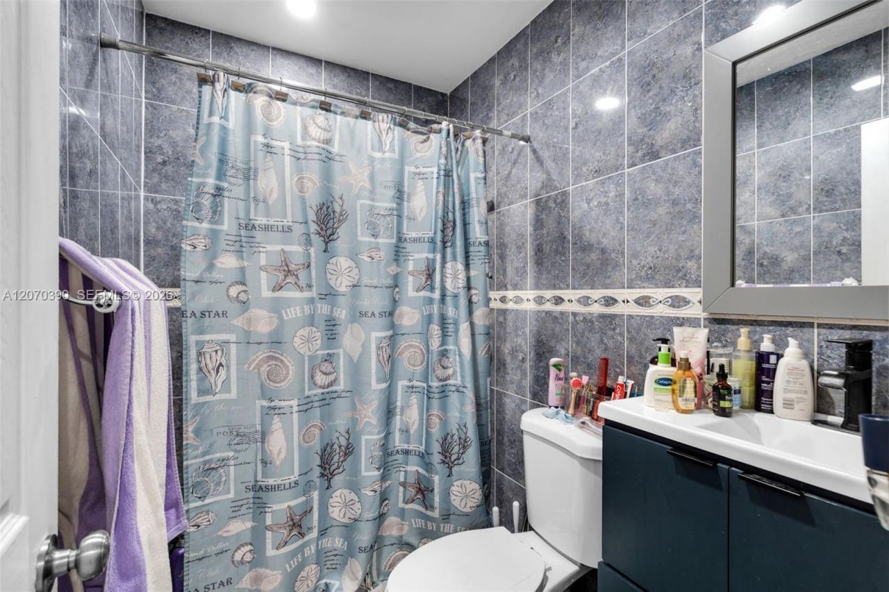 820 E 10th Ave, Hialeah, FL 33010 Photo