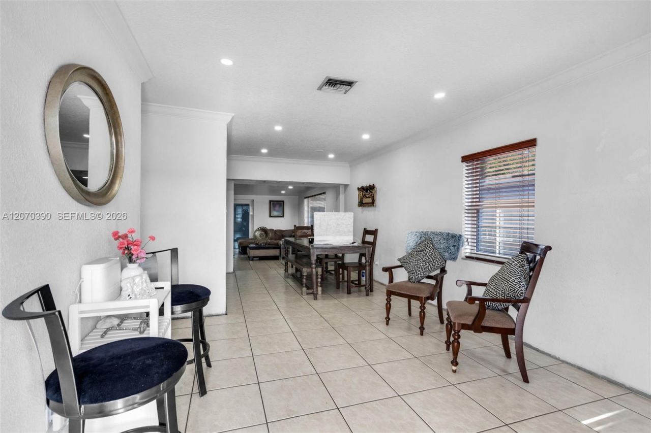 820 E 10th Ave, Hialeah, FL 33010 Photo