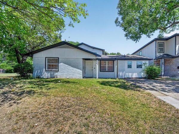 1938 El Paso Street, Grand Prairie, TX 75051